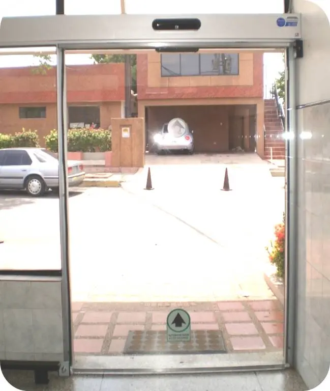 Single all glass horton