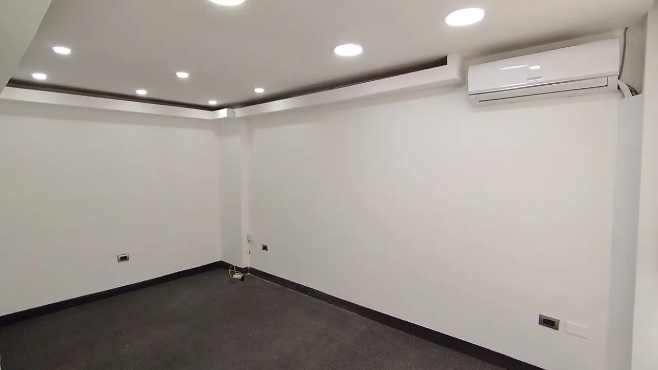 Oficina en Alquiler en Chacao, Torre Cemica, Caracas