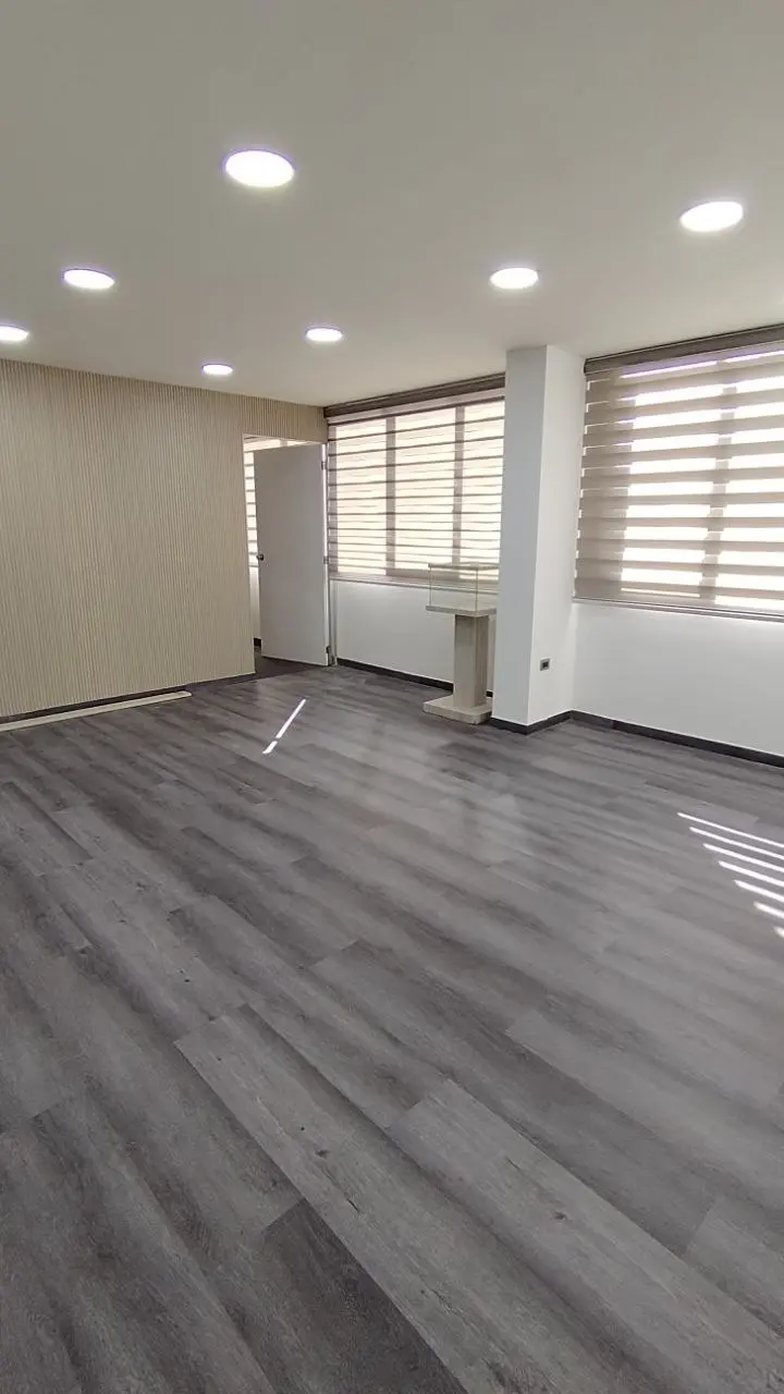 Oficina en Alquiler en Chacao, Torre Cemica, Caracas