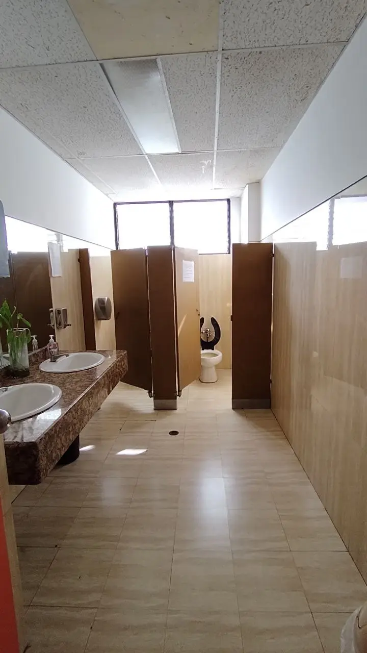 Oficina en Alquiler en Chacao, Torre Cemica, Caracas