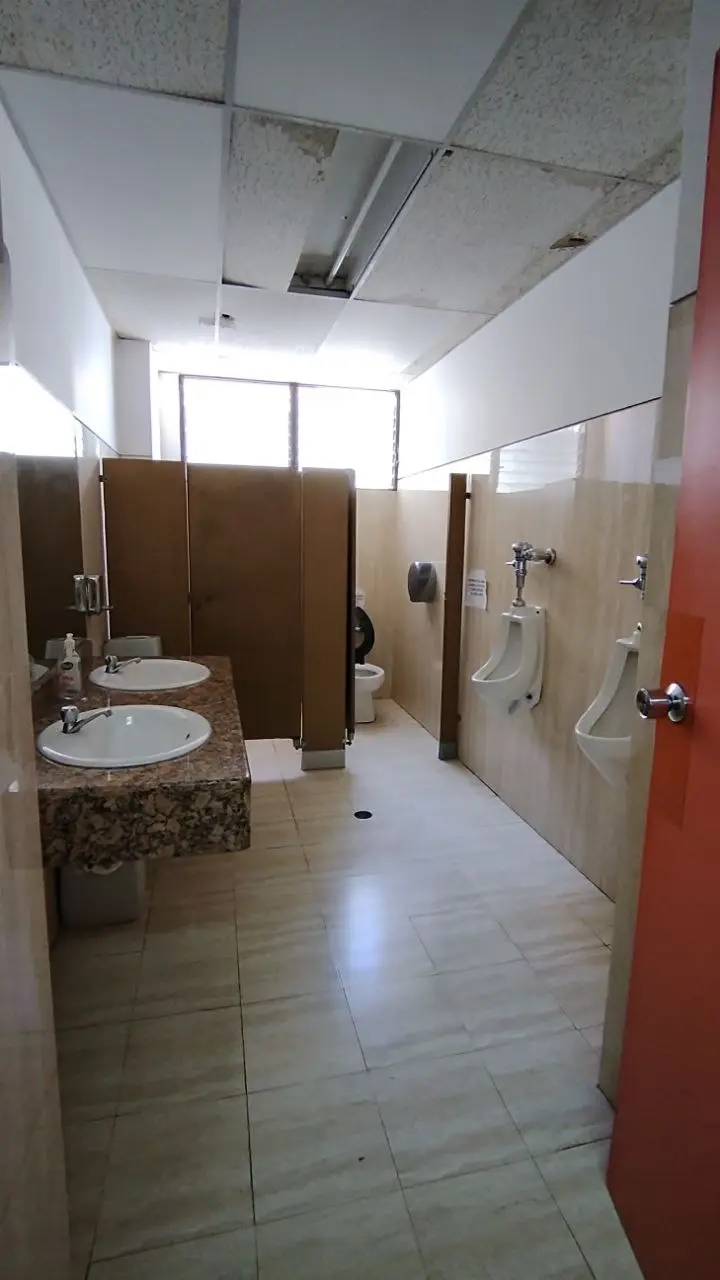 Oficina en Alquiler en Chacao, Torre Cemica, Caracas