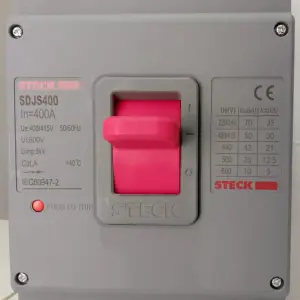 Breaker 3x400A. Marca Steck
