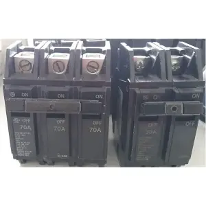 Breaker HQC Superficiales y HQL para Empotrar. Polos: 1,2,3