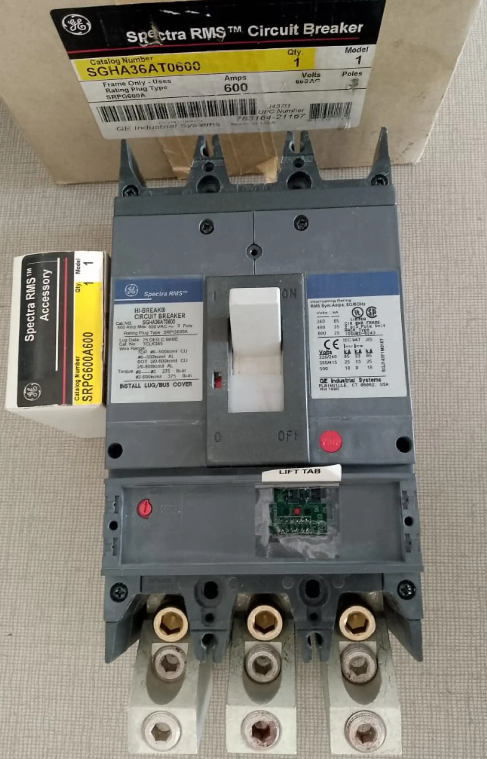 Breaker sgha 3x600a. spectra rms. marca: general electric