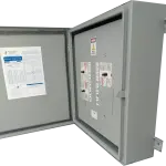 Tablero NAB-NHB 512L sin espacio para Breaker Principal. Barra Principal: 250A. Tensión: 208V o 480V.
