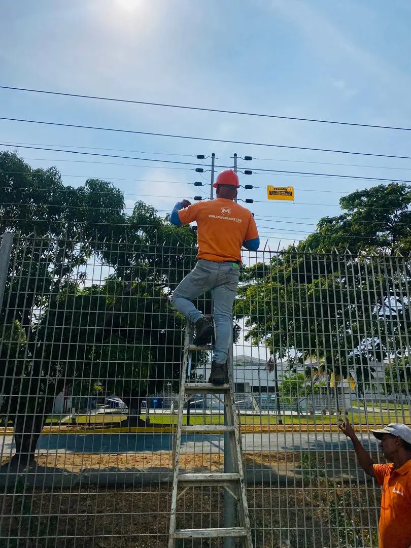Sistema de Centralización de Cercos Eléctricos