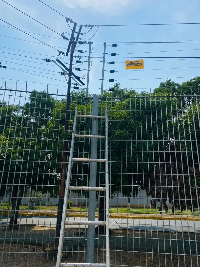 Sistema de Centralización de Cercos Eléctricos