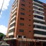 Alquilo Oficina Los Dos Caminos. 81 Mts2