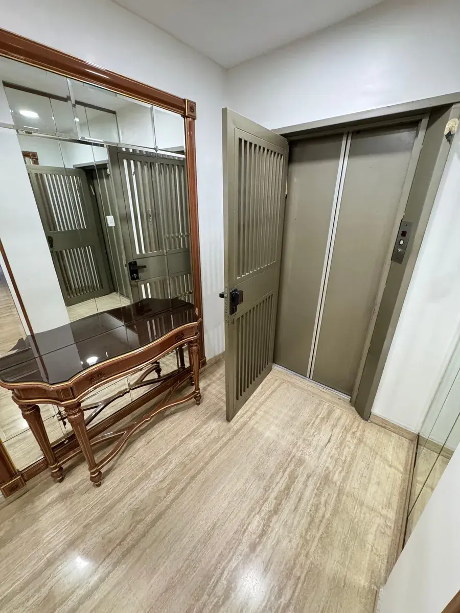 Vendo Apartamento Valle Arriba. 180 Mts2. Edificio Pequeño.