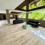 Vendo Apartamento Valle Arriba. 180 Mts2. Edificio Pequeño.