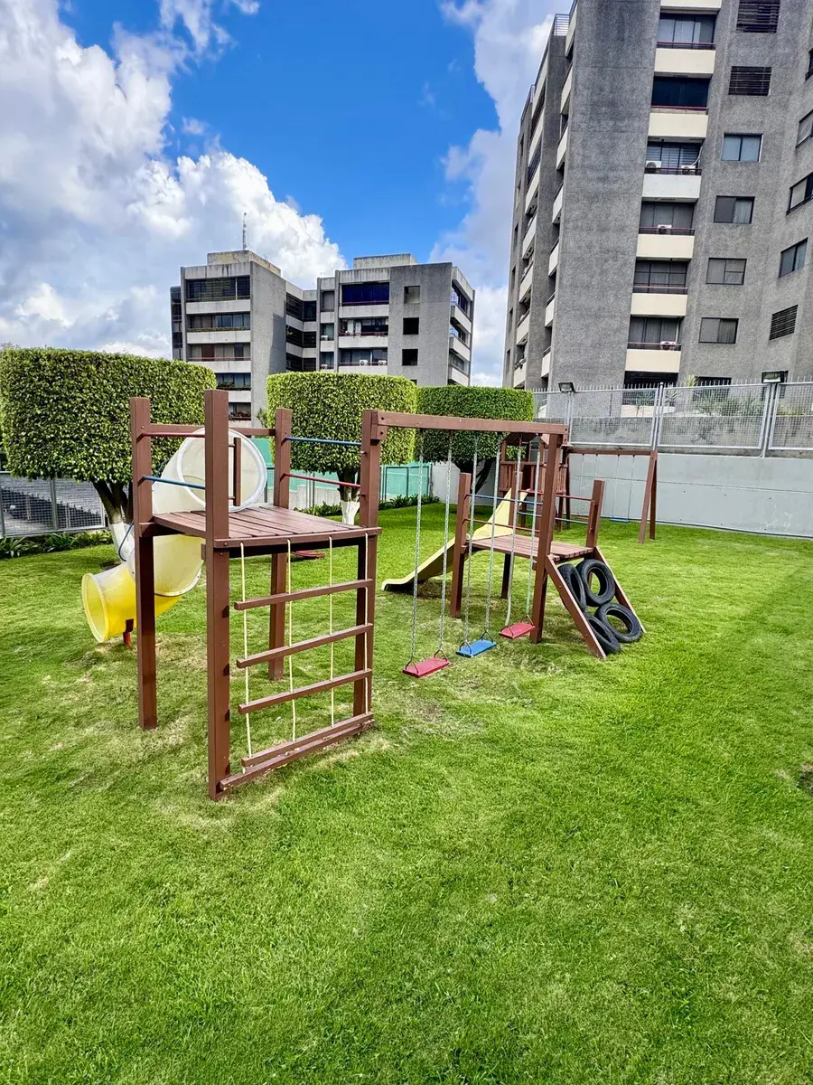 Vendo Apartamento Valle Arriba. 180 Mts2. Edificio Pequeño.