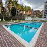 Vendo Apartamento Valle Arriba. 180 Mts2. Edificio Pequeño.