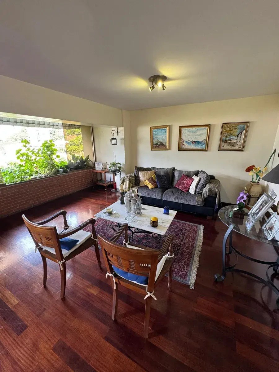 Vendo Apt En Colinas De Bello Monte, 143mts2. Excelente Vista, Gran Distribucion, Hermoso Edificio