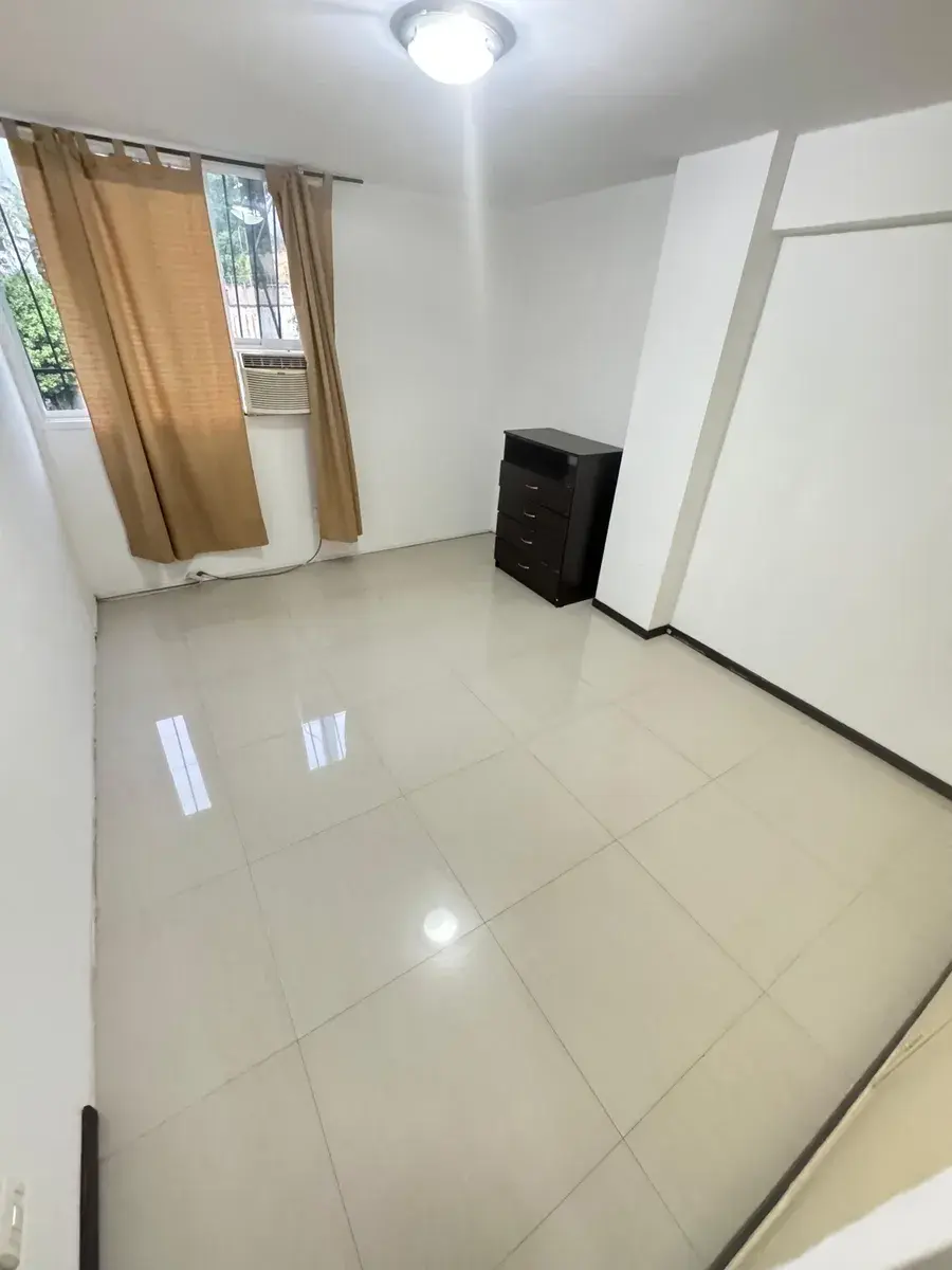 Vendo Excelente Apt En Colinas De Bello Monte, 85mts2. Buena Distribucion, Pisos De Porcelanato, Excelente Ubicacion