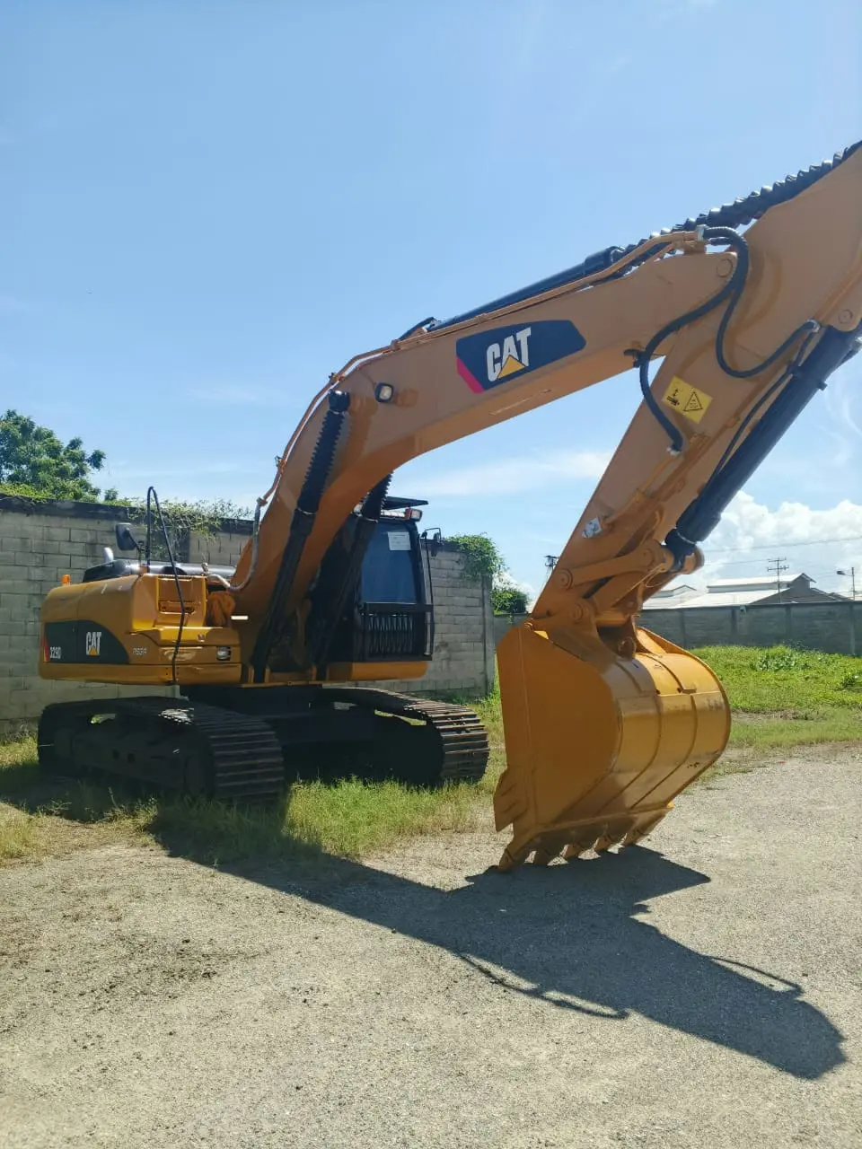 Excavadora cat 329d año 2017