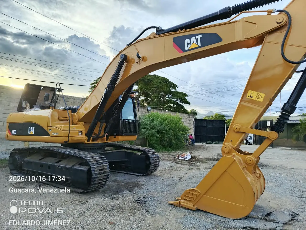 Excavadora cat 336d año 2017